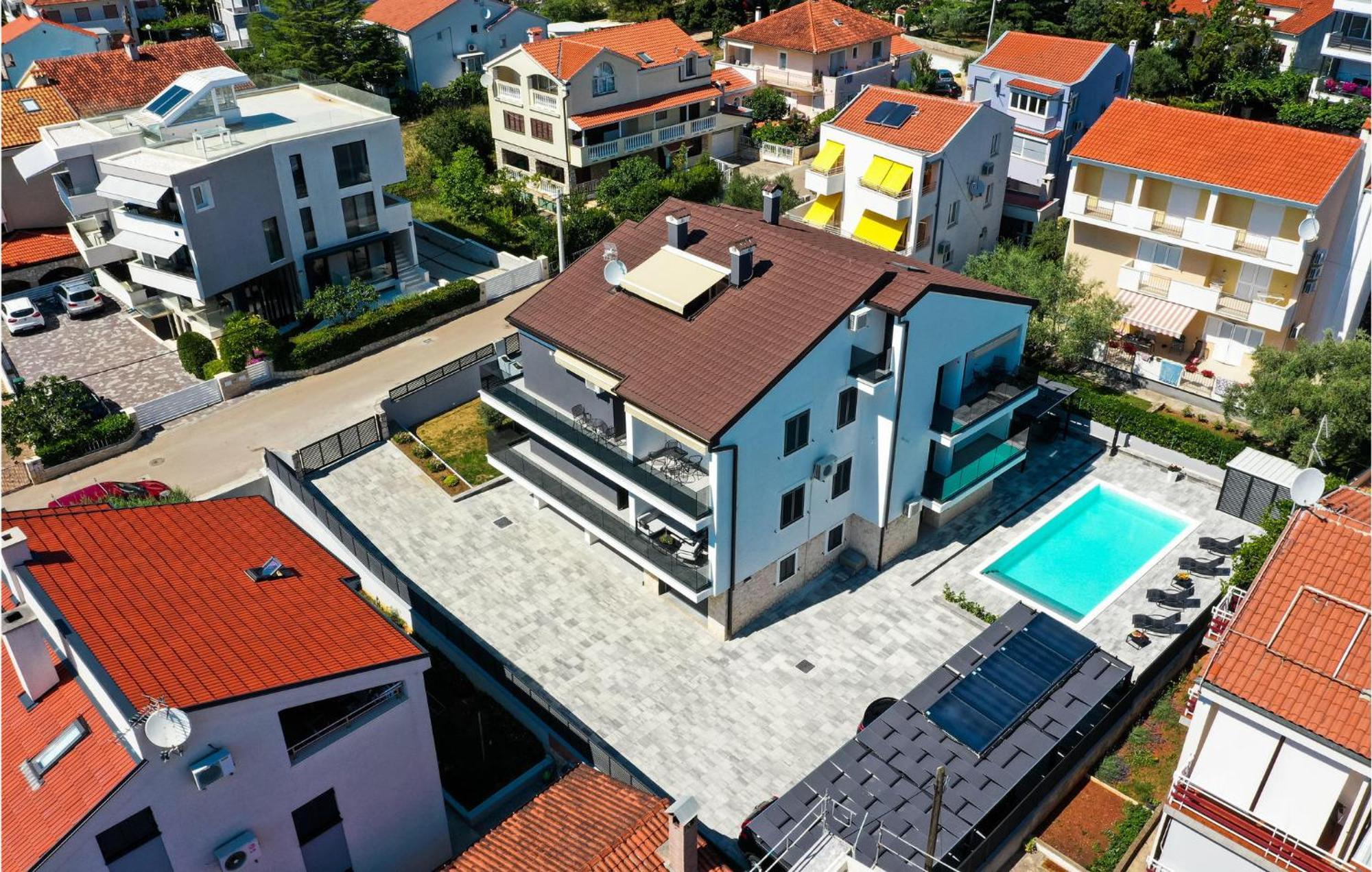 Apartment Beautiful In With Wifi
